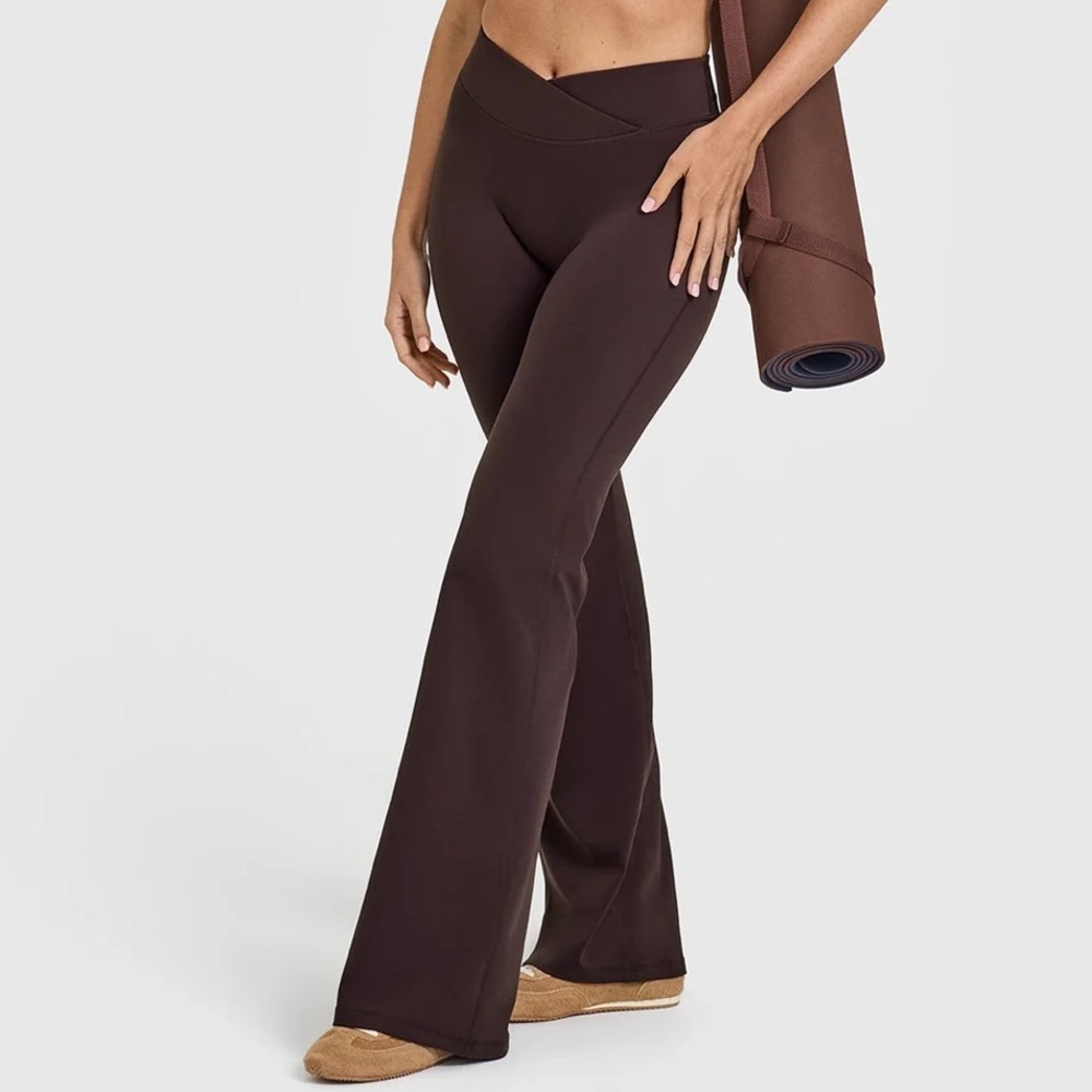 UNIFIED WRAP FLARED BOTTOMS